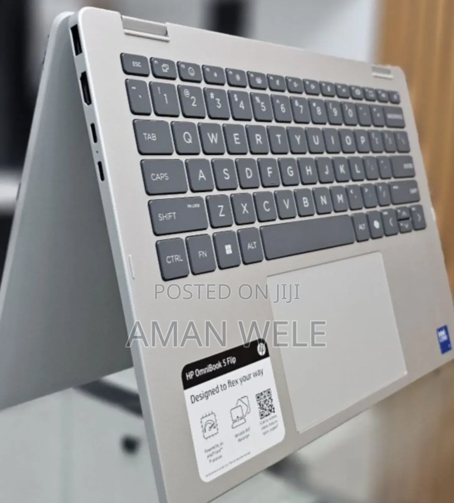 New Laptop HP OmniBook 5 Flip 16GB Intel Core I7 SSD 512GB