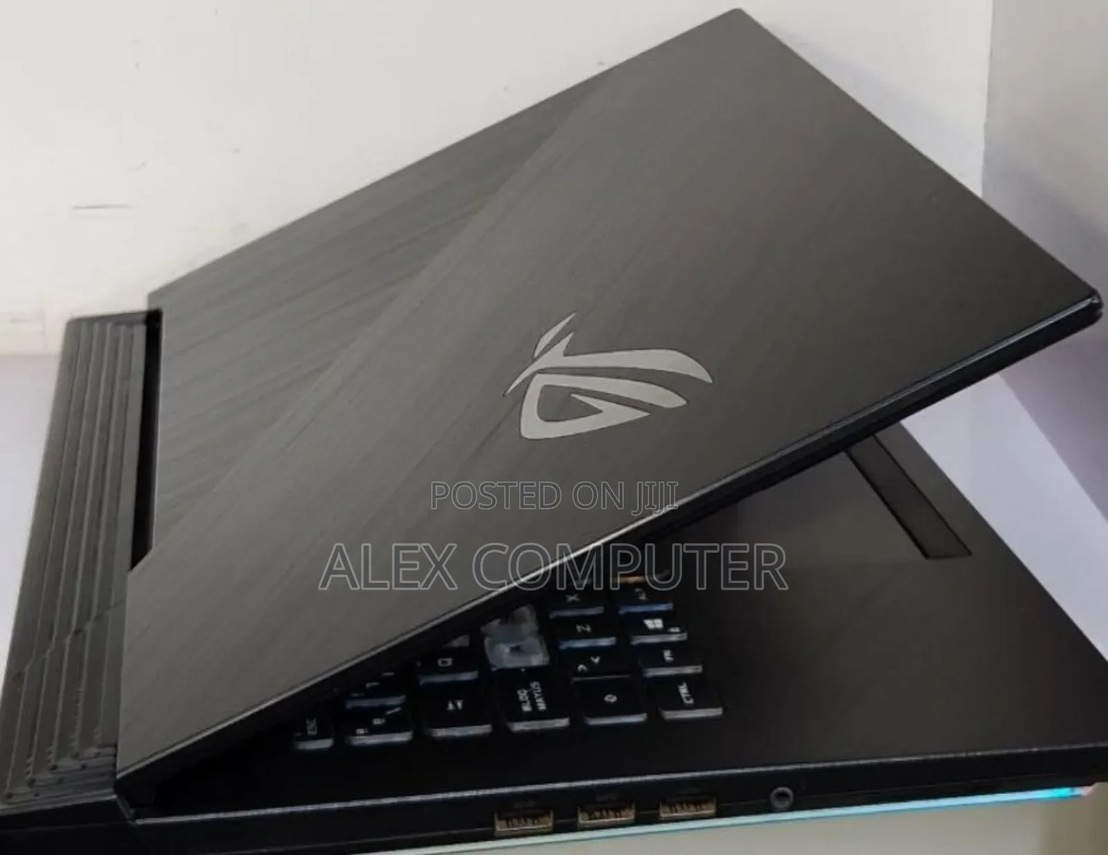 New Laptop Asus ROG Strix G15 16GB Intel Core I7 SSD 1T