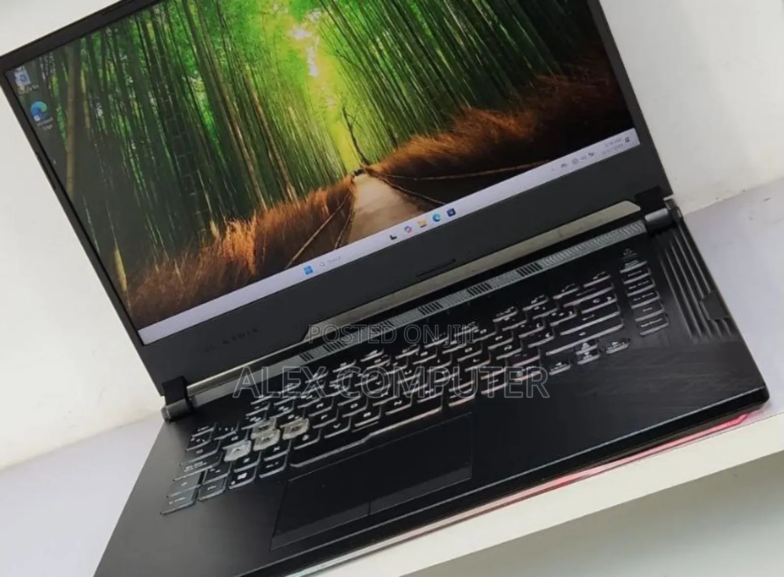 New Laptop Asus ROG Strix G15 16GB Intel Core I7 SSD 1T