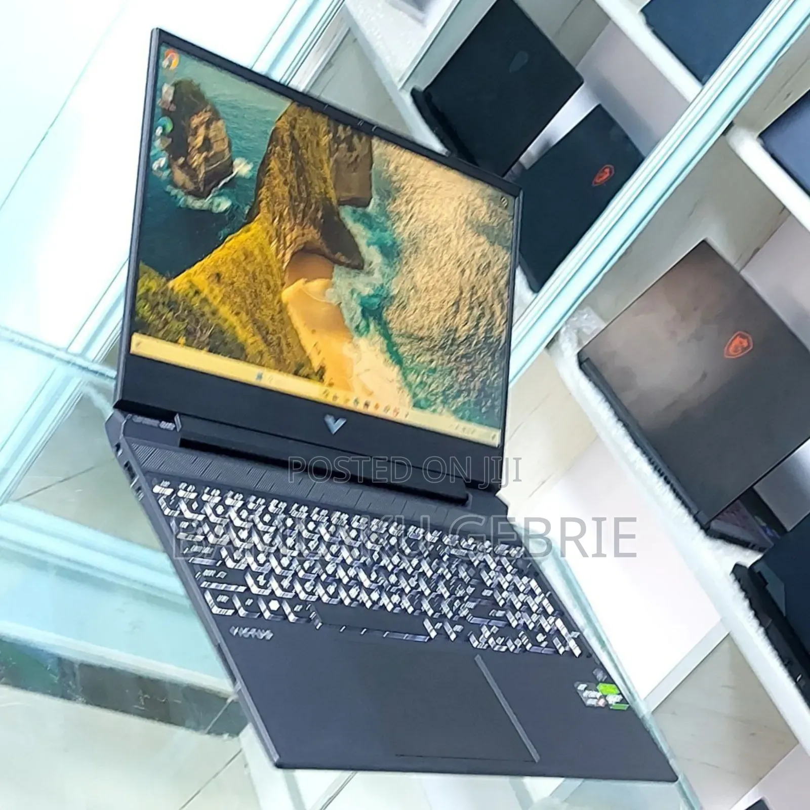 New Laptop HP Victus 15 8GB AMD Ryzen 5 SSD 512GB