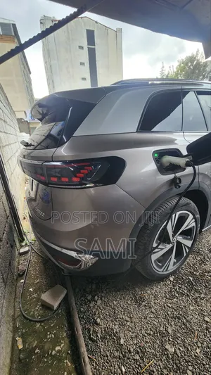 Volkswagen ID.6 Crozz 85 kWh AWD 2022