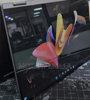 Photo - New Laptop Lenovo ThinkPad Yoga 16GB Intel Core I7 SSD 512GB