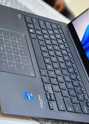 New Laptop Asus 16GB Intel Core I7 SSD 512GB