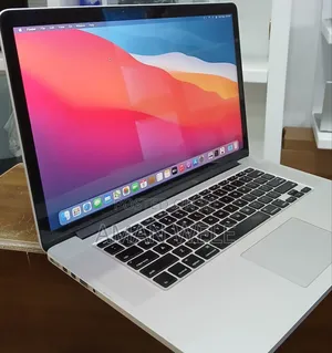 New Laptop Apple MacBook Pro 2015 16GB Intel Core I7 SSD 256GB