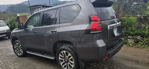 Toyota Land Cruiser 2023 Gray