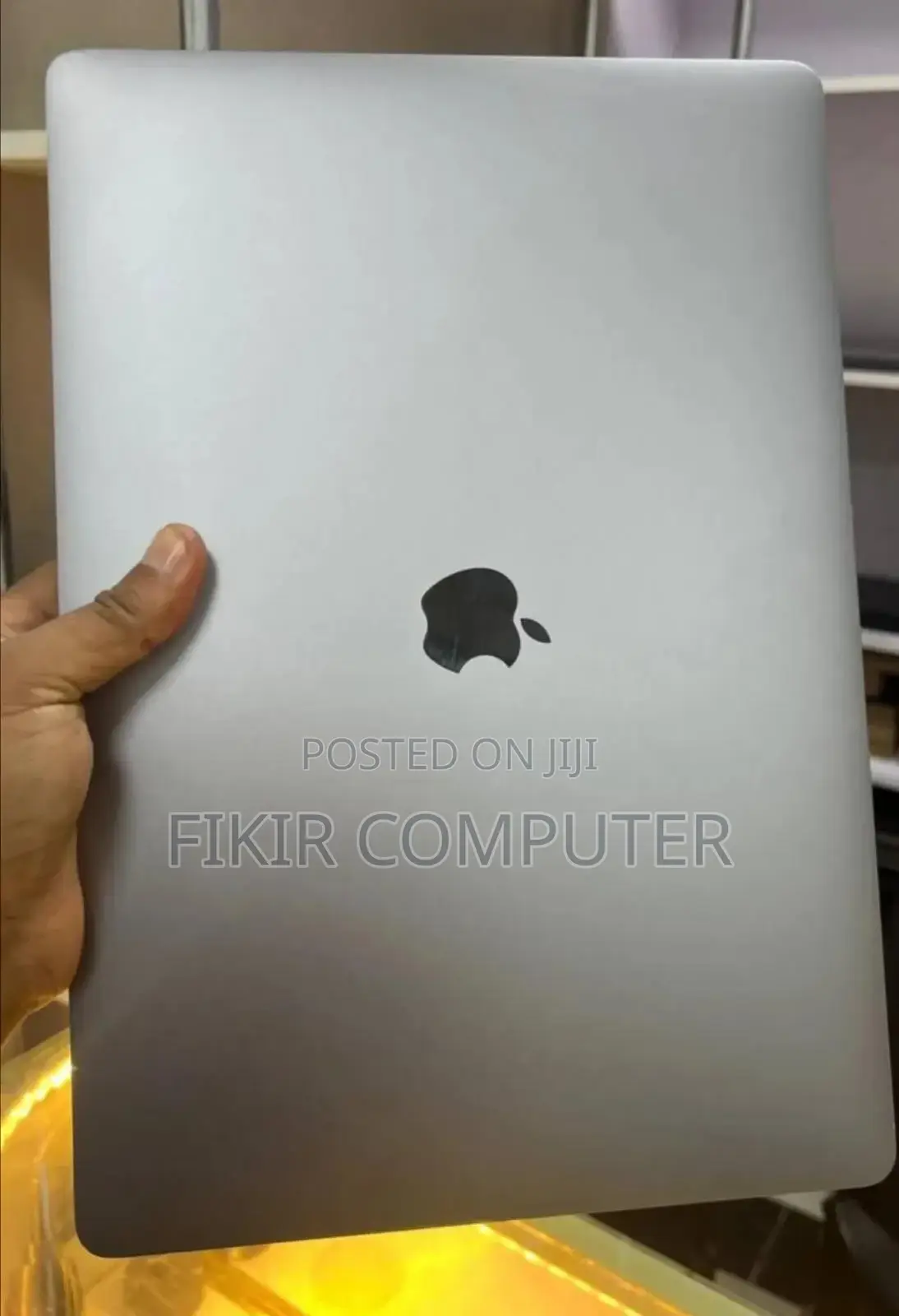 New Laptop Apple MacBook Pro 2019 32GB Intel Core I9 SSD 512GB