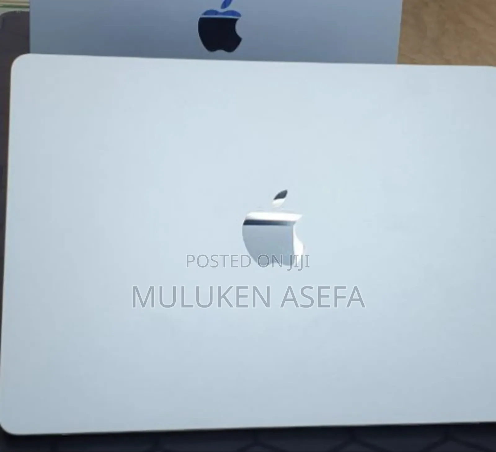 New Laptop Apple MacBook Air 2025 M4 13-Inch 16GB Apple M4 SSD 256GB