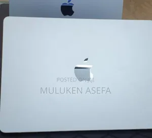 New Laptop Apple MacBook Air 2025 M4 13-Inch 16GB Apple M4 SSD 256GB