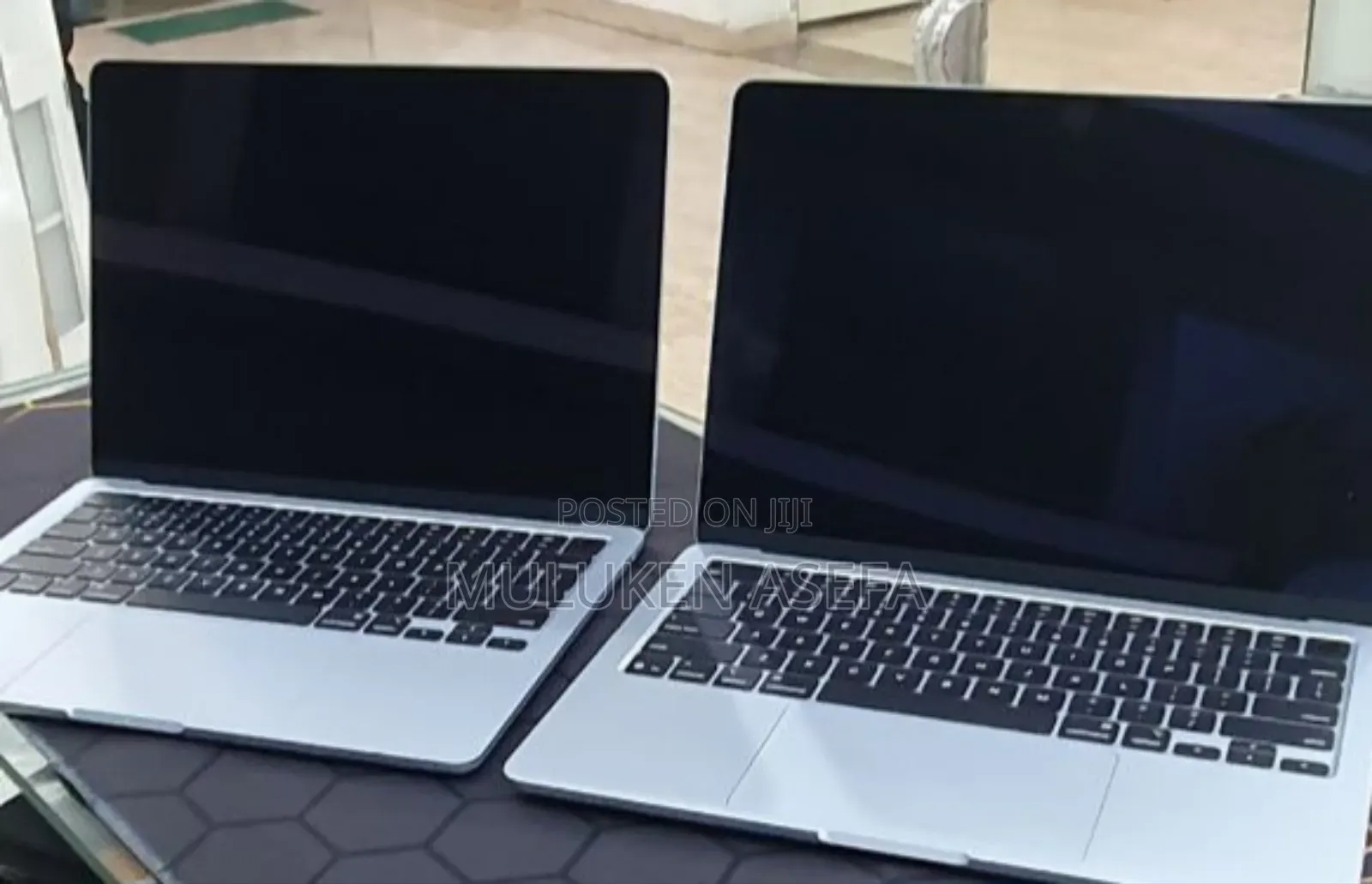 New Laptop Apple MacBook Air 2025 M4 13-Inch 16GB Apple M4 SSD 256GB