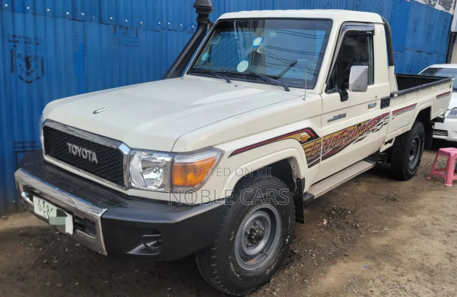 Toyota Land Cruiser 2015 White