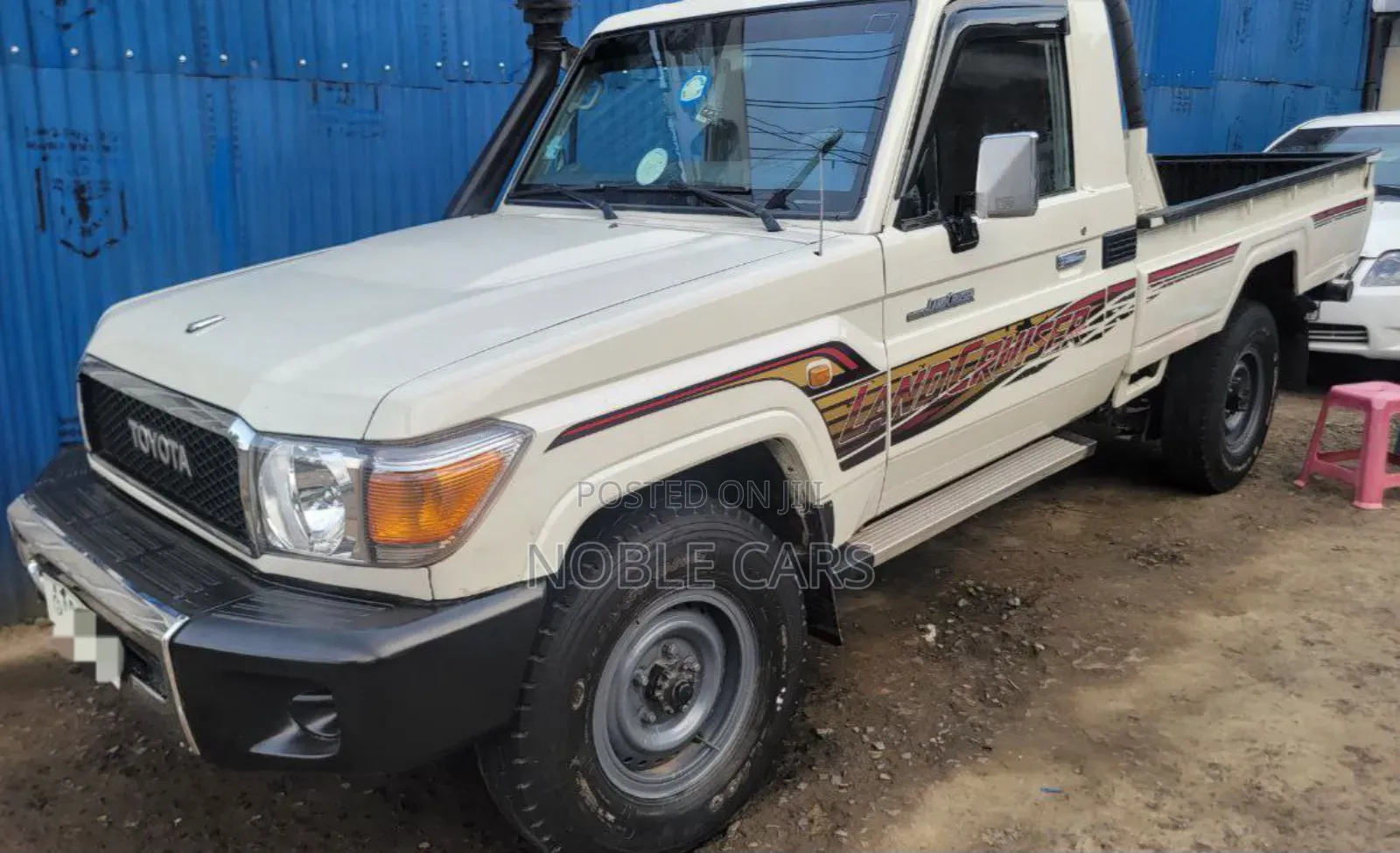 Toyota Land Cruiser 2015 White