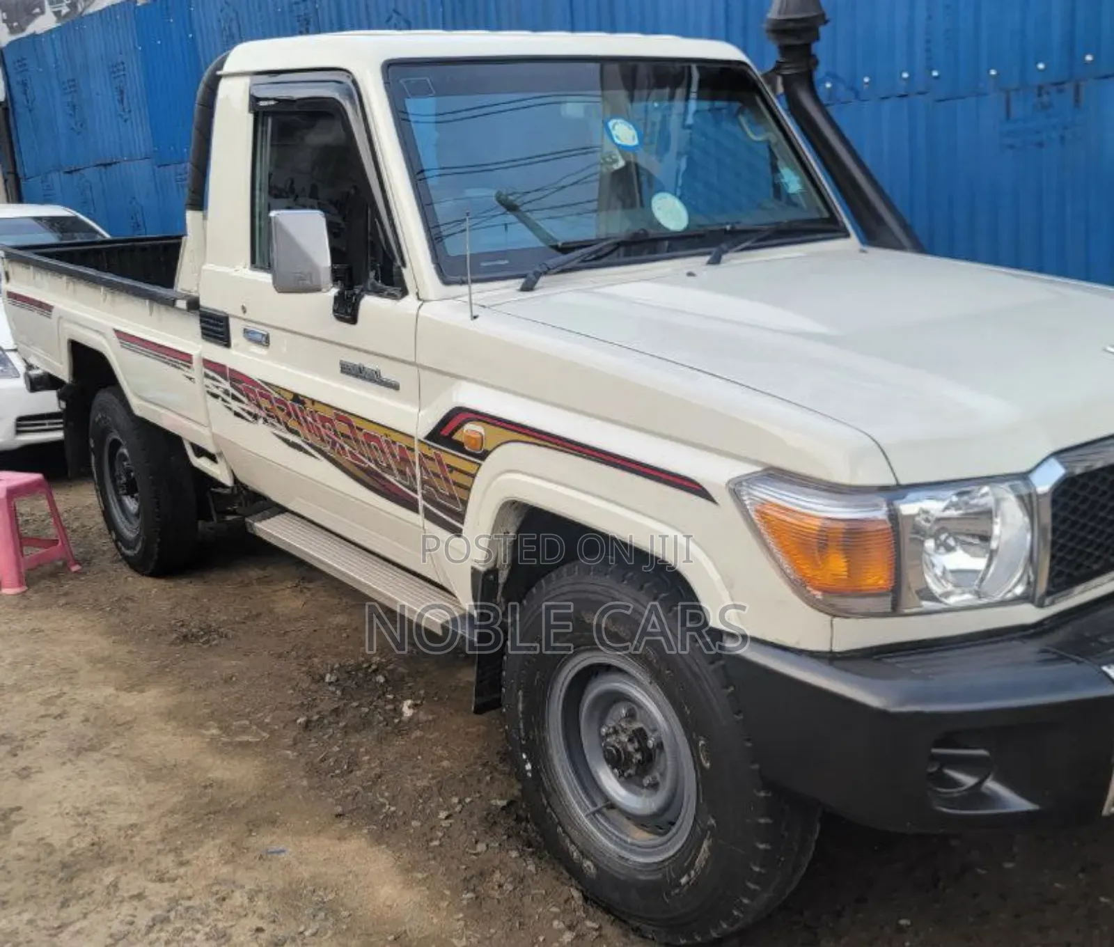 Toyota Land Cruiser 2015 White