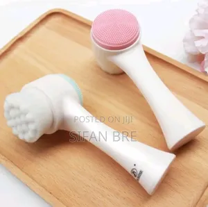 Face Brush