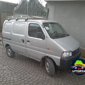 Suzuki Eeco 2024 Silver