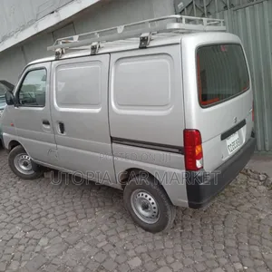 Suzuki Eeco 2024 Silver