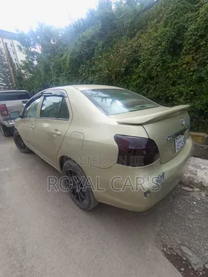 Toyota Yaris 2007 Gold