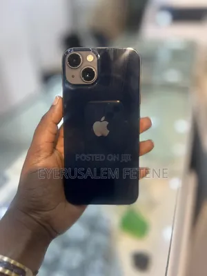 Photo - Apple iPhone 13 128 GB