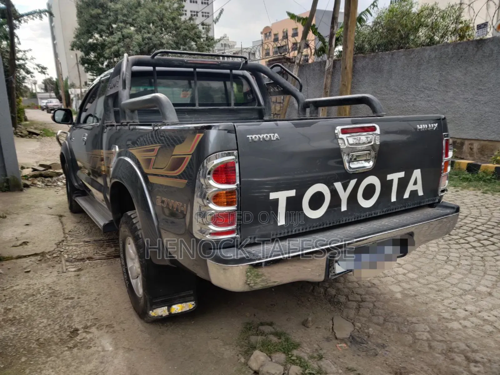 Toyota Hilux 2008 Gray