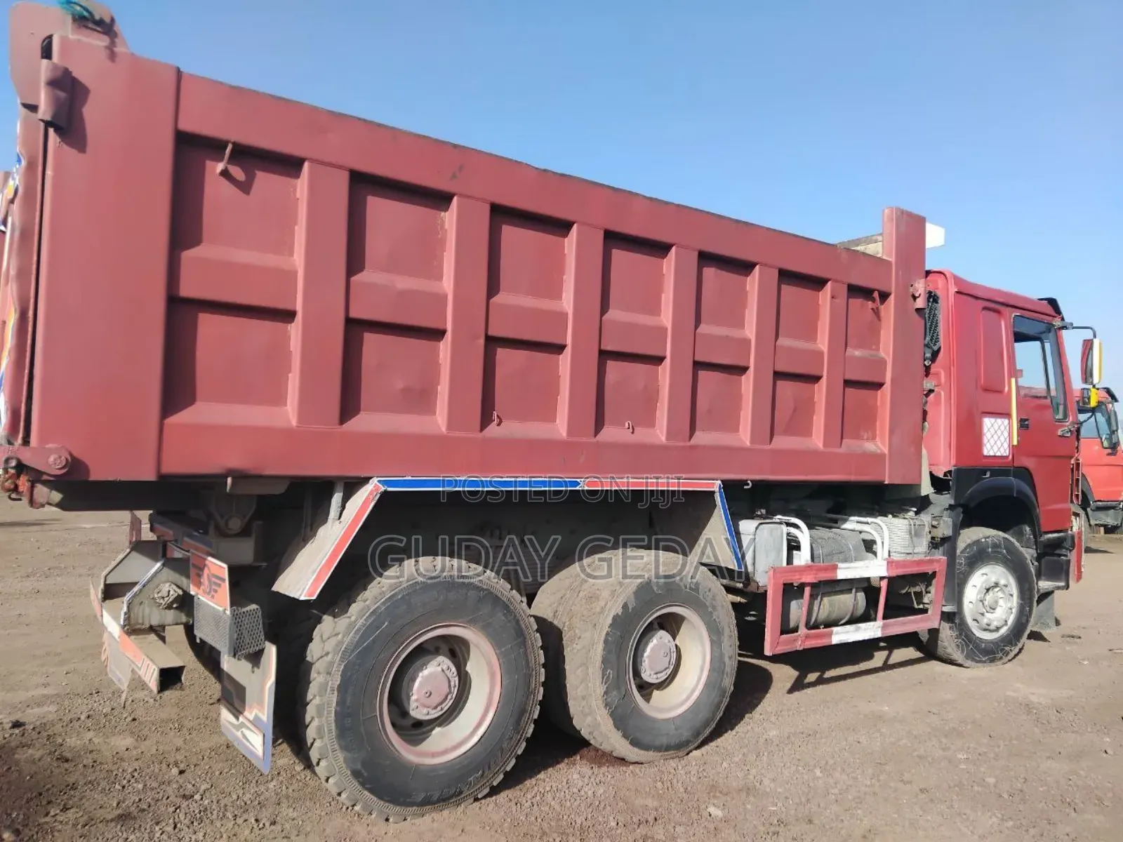 Sinotruk Howo 2015 Red