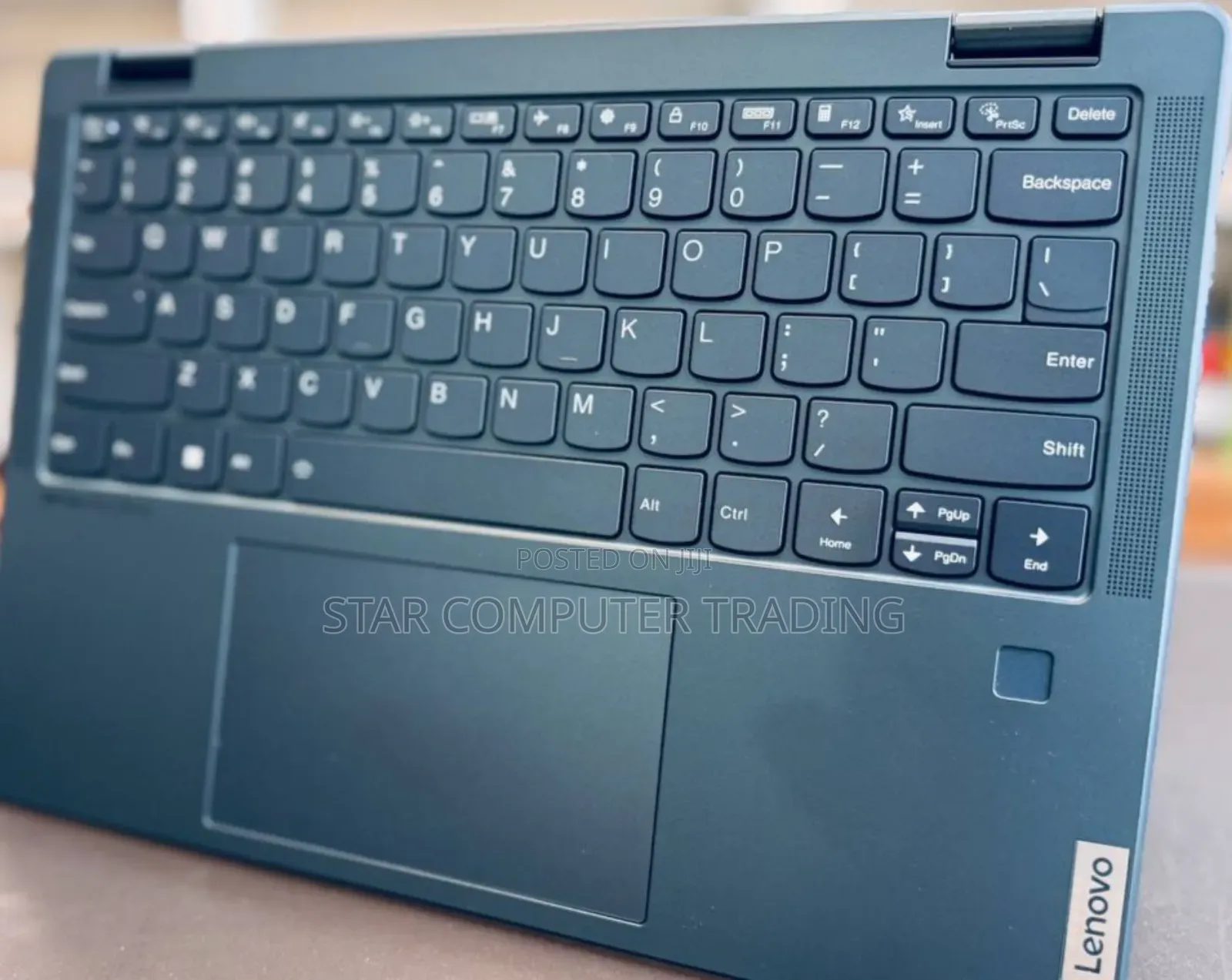 New Laptop Lenovo Yoga 700 8GB AMD Ryzen 5 SSD 512GB