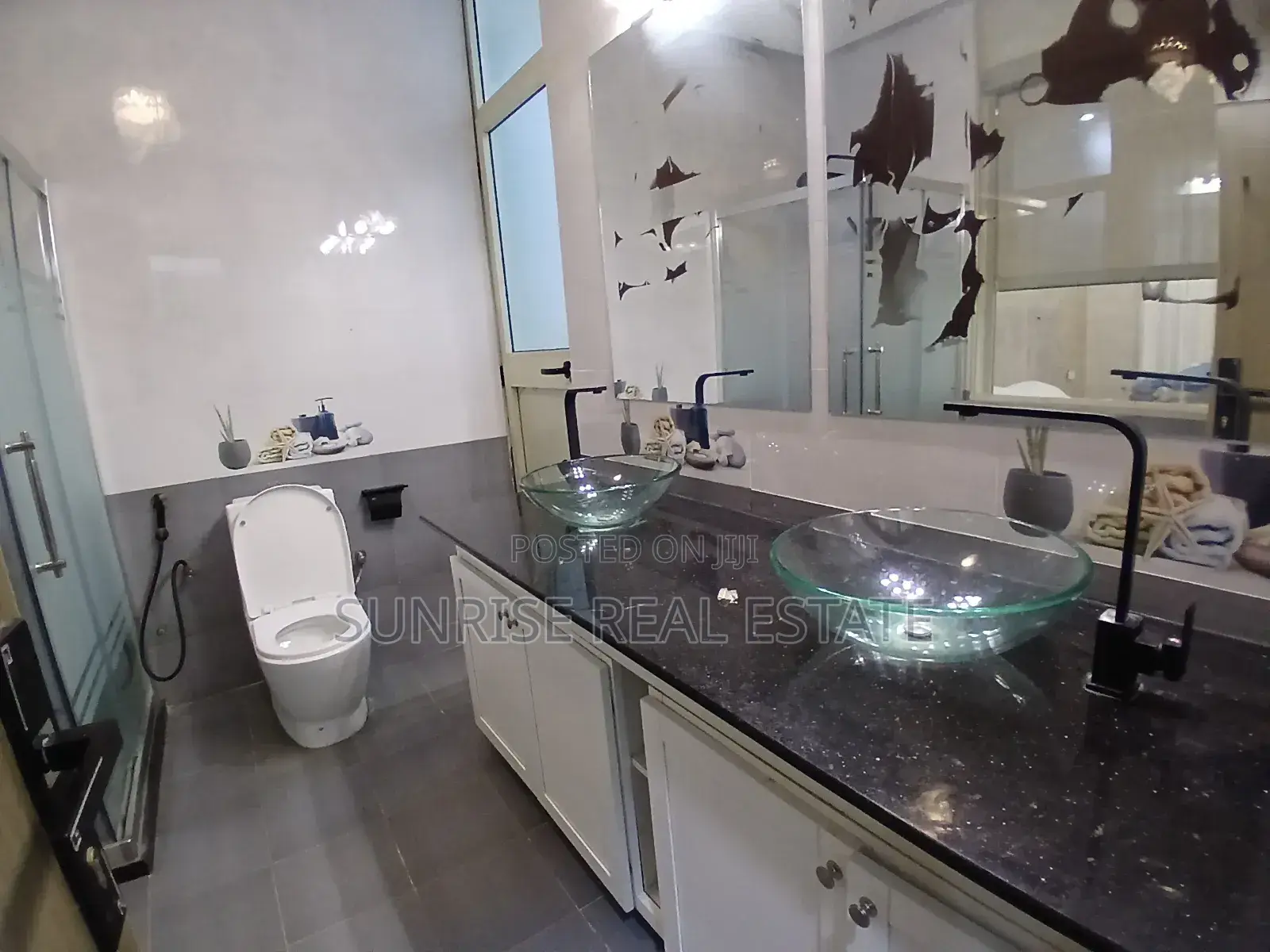 Furnished 2bdrm Apartment in Bole for rent