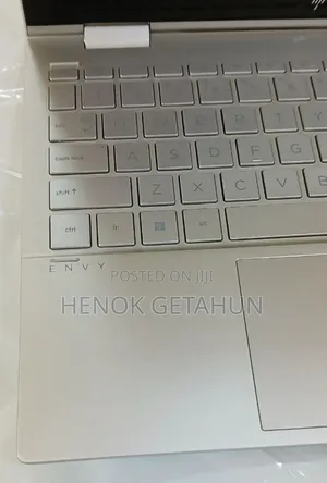 New Laptop HP Envy X360 8GB Intel Core I7 SSD 512GB