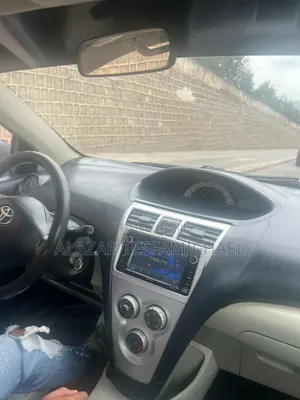 Toyota Belta 2007 Silver