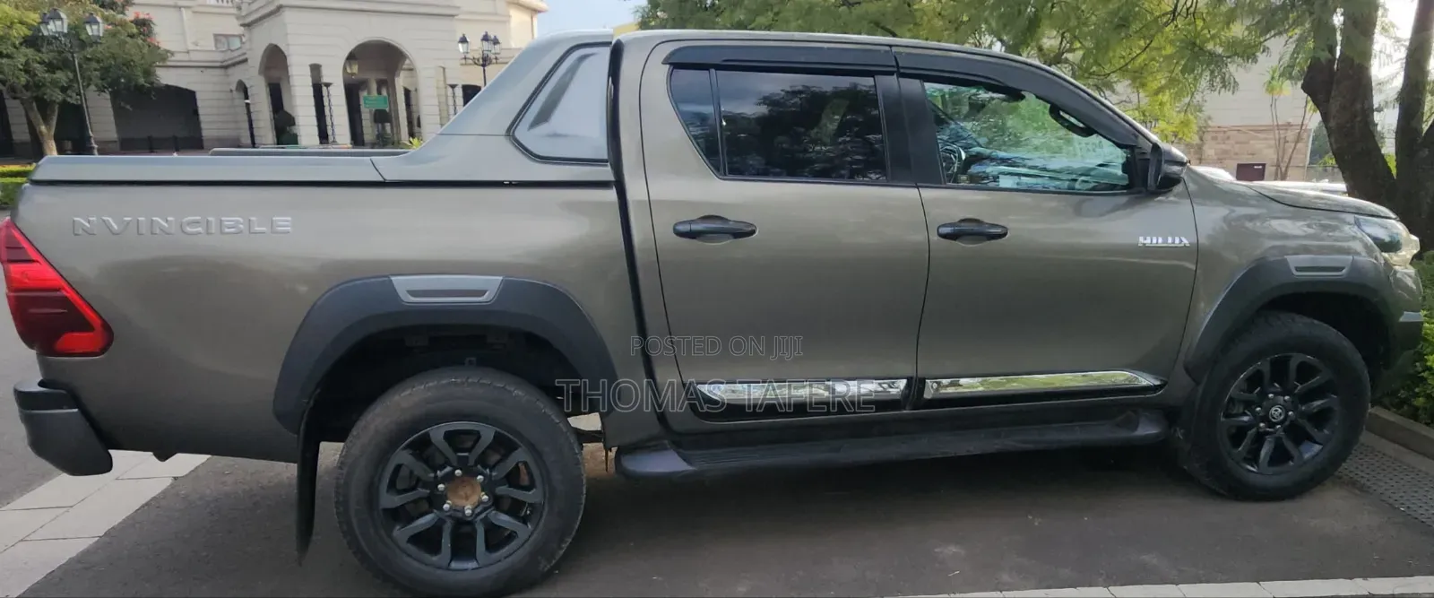 Toyota Hilux 2021 Beige