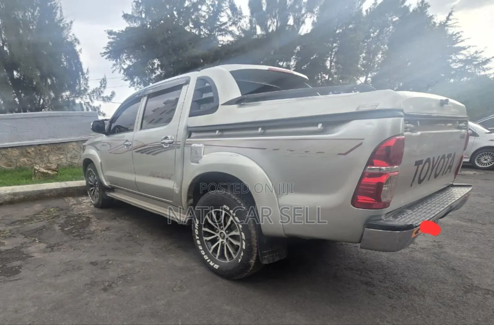 Toyota Hilux 2014 Silver