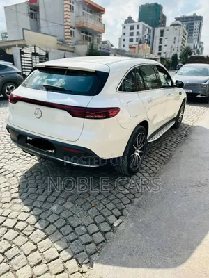 Mercedes-Benz EQC EQC400 4MATIC 2023 White