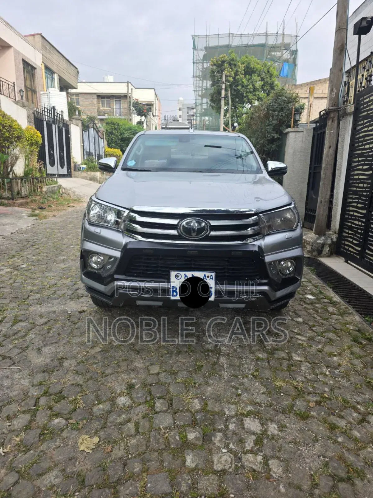 Toyota Hilux 2020 Gold