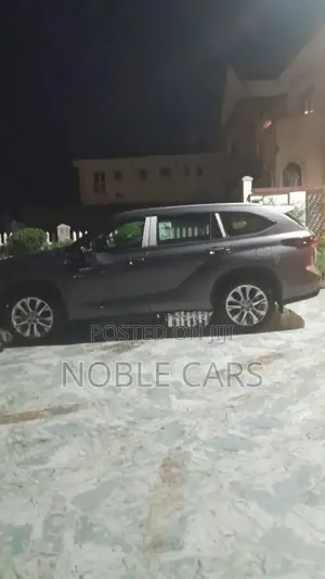 New Toyota Highlander 2024 Gray