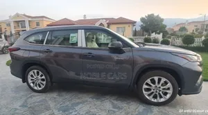 New Toyota Highlander 2024 Gray