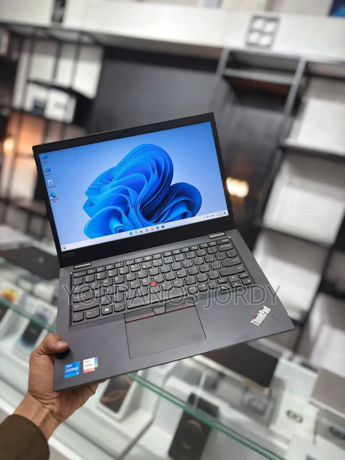 New Laptop Lenovo ThinkPad L13 Yoga 8GB Intel Core I5 SSD 256GB