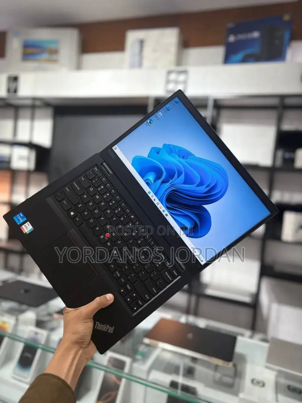 New Laptop Lenovo ThinkPad L13 Yoga 8GB Intel Core I5 SSD 256GB