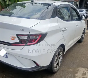 Hyundai I10 2022 Ivory