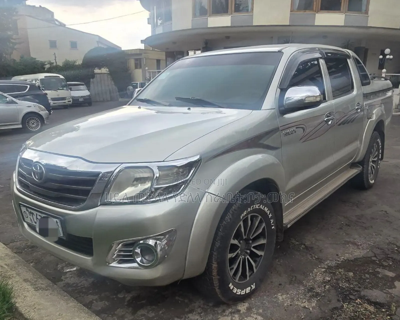 Toyota Hilux 2013 Silver