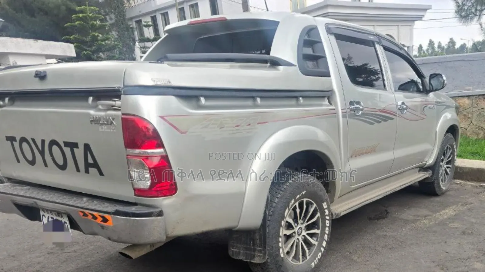 Toyota Hilux 2013 Silver