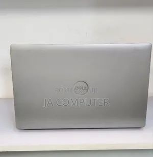 New Laptop Dell Precision 5540 32GB Intel Core I7 SSD 512GB