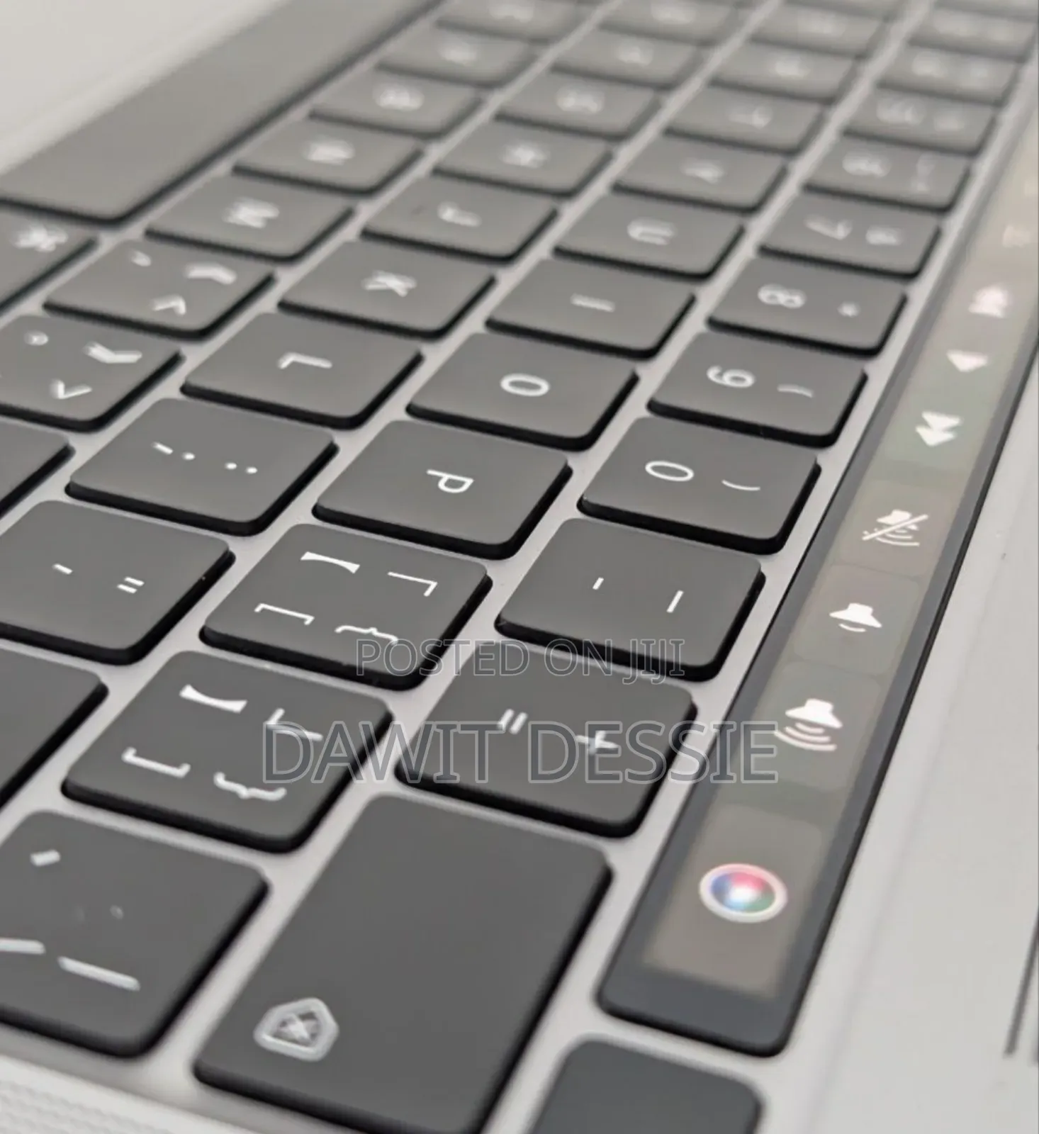 New Laptop Apple MacBook Air 2020 M1 8GB Apple M1 SSD 512GB