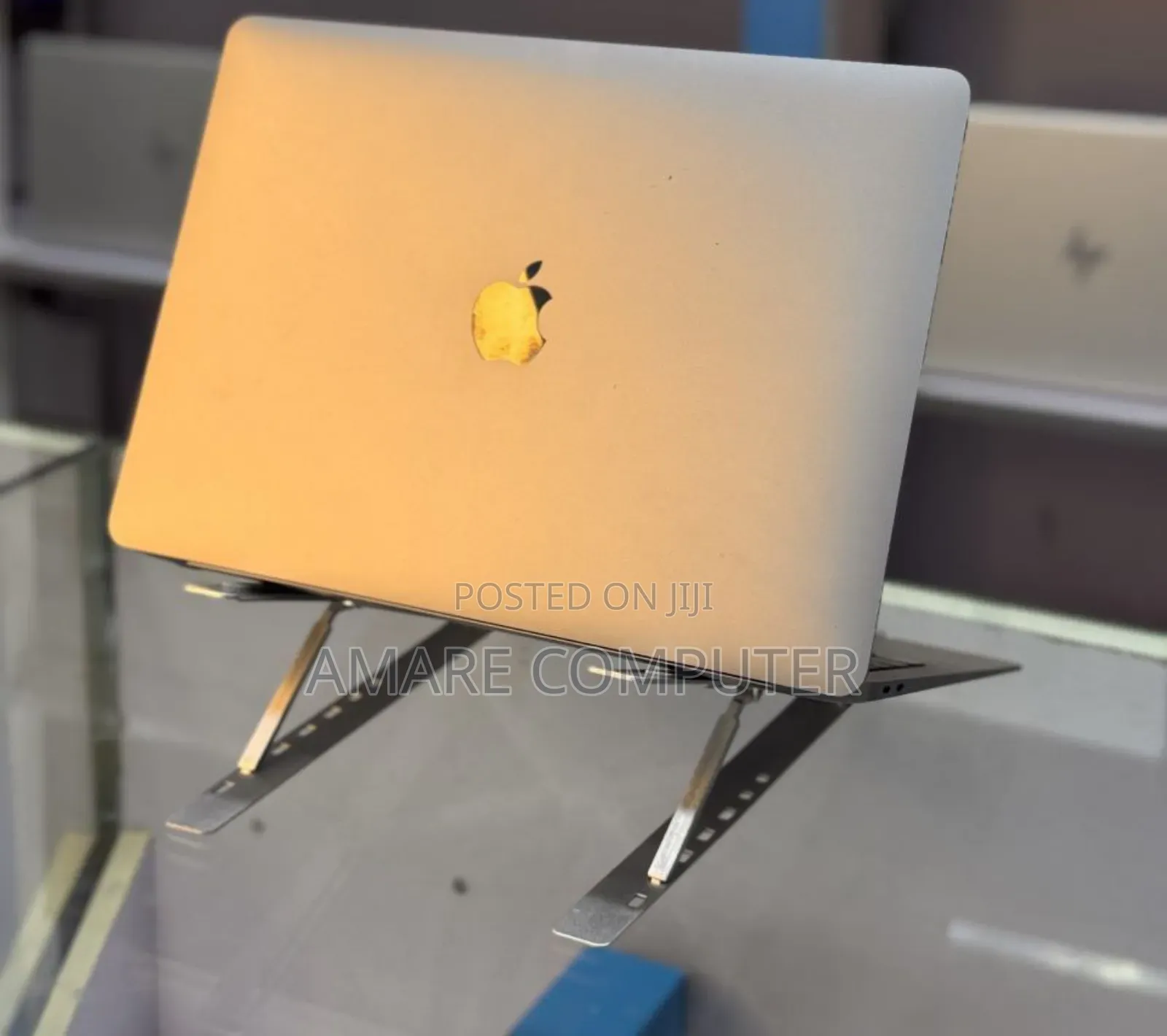 New Laptop Apple MacBook Air 2020 M1 16GB Apple M1 SSD 256GB