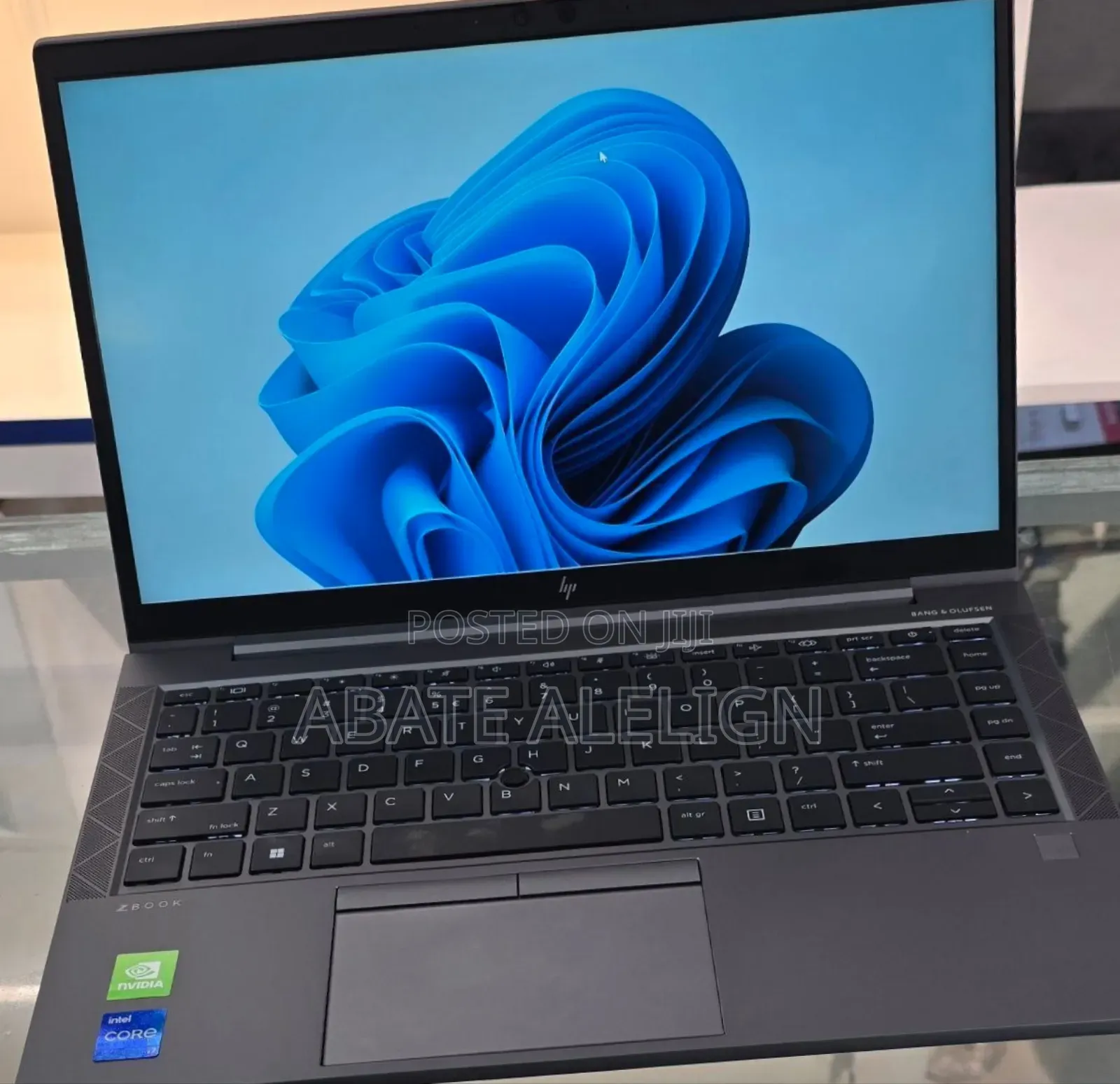 New Laptop HP ZBook 14 16GB Intel Core I7 SSD 512GB