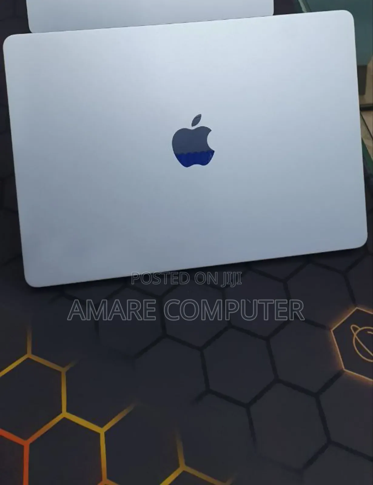 New Laptop Apple MacBook Air 2025 M4 13-Inch 16GB Apple M4 SSD 256GB