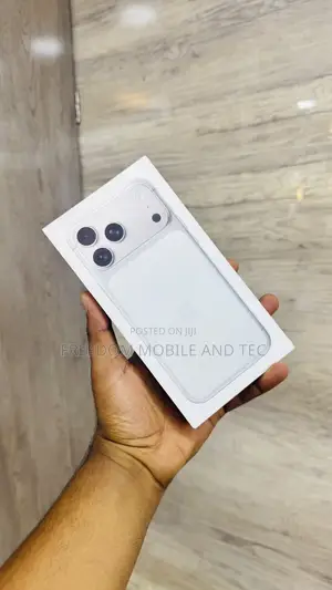 Photo - New Apple iPhone 17 Pro Max 256 GB