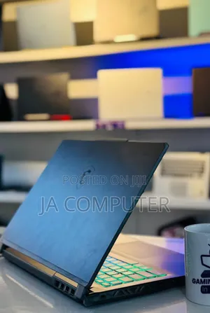 New Laptop MSI Cyborg 15 64GB Intel Core I7 SSD 1T