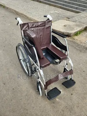 Foldable Commode Wheelchair丸及wheelchair協調wheelchair建設wheelchair New