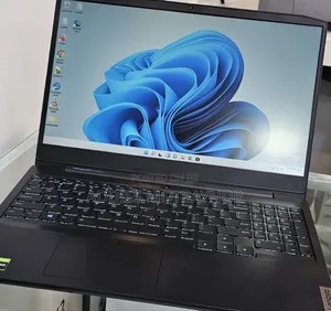 New Laptop Lenovo Ideapad 3 16GB Intel Core i7 SSD 512GB