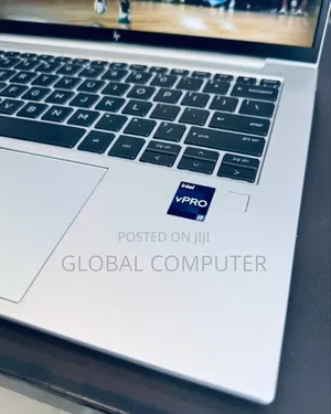 New Laptop HP EliteBook 840 G9 16GB Intel Core I7 SSD 512GB