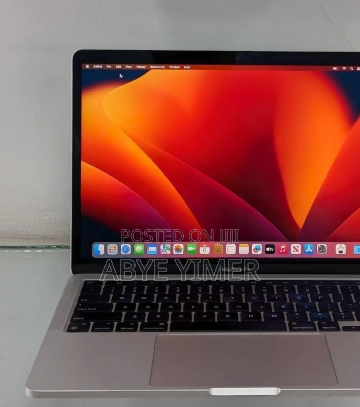 New Laptop Apple MacBook Air 2022 M2 8GB Intel Core M SSD 256GB