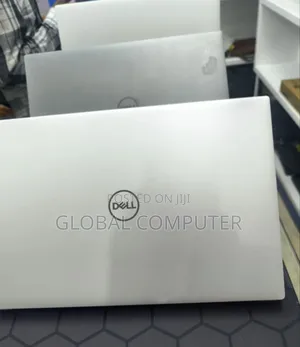 New Laptop Dell XPS 15 (9560) 16GB Intel Core I7 SSD 512GB